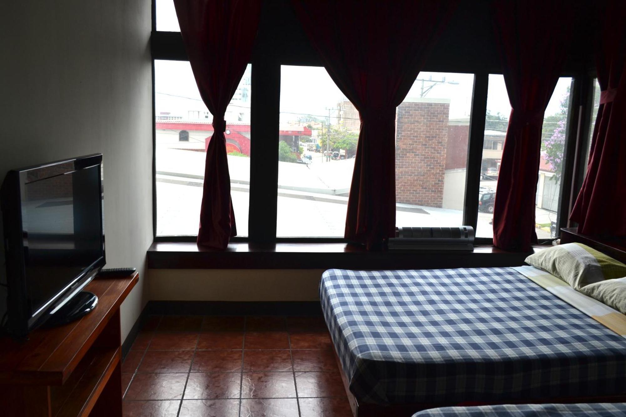 Hotel Columbus San Jose  Bilik gambar