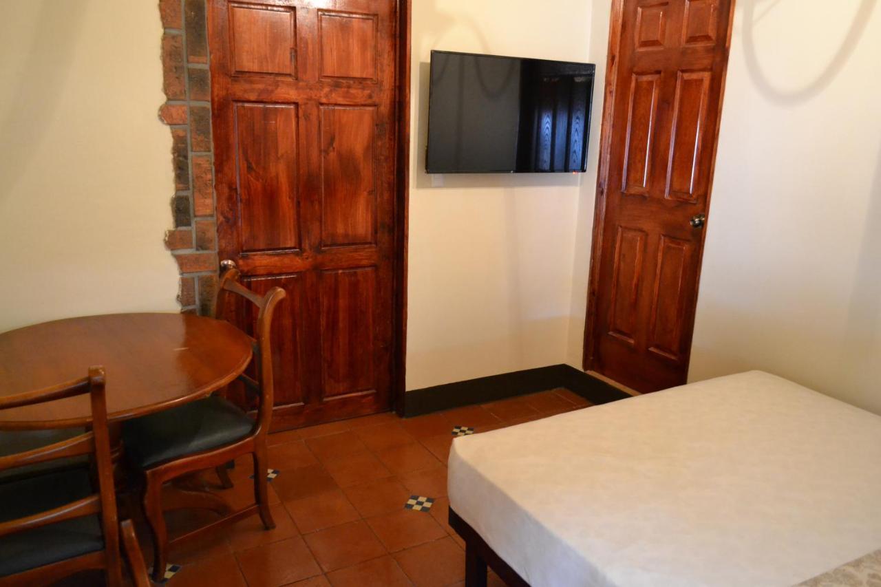 Hotel Columbus San Jose  Luaran gambar